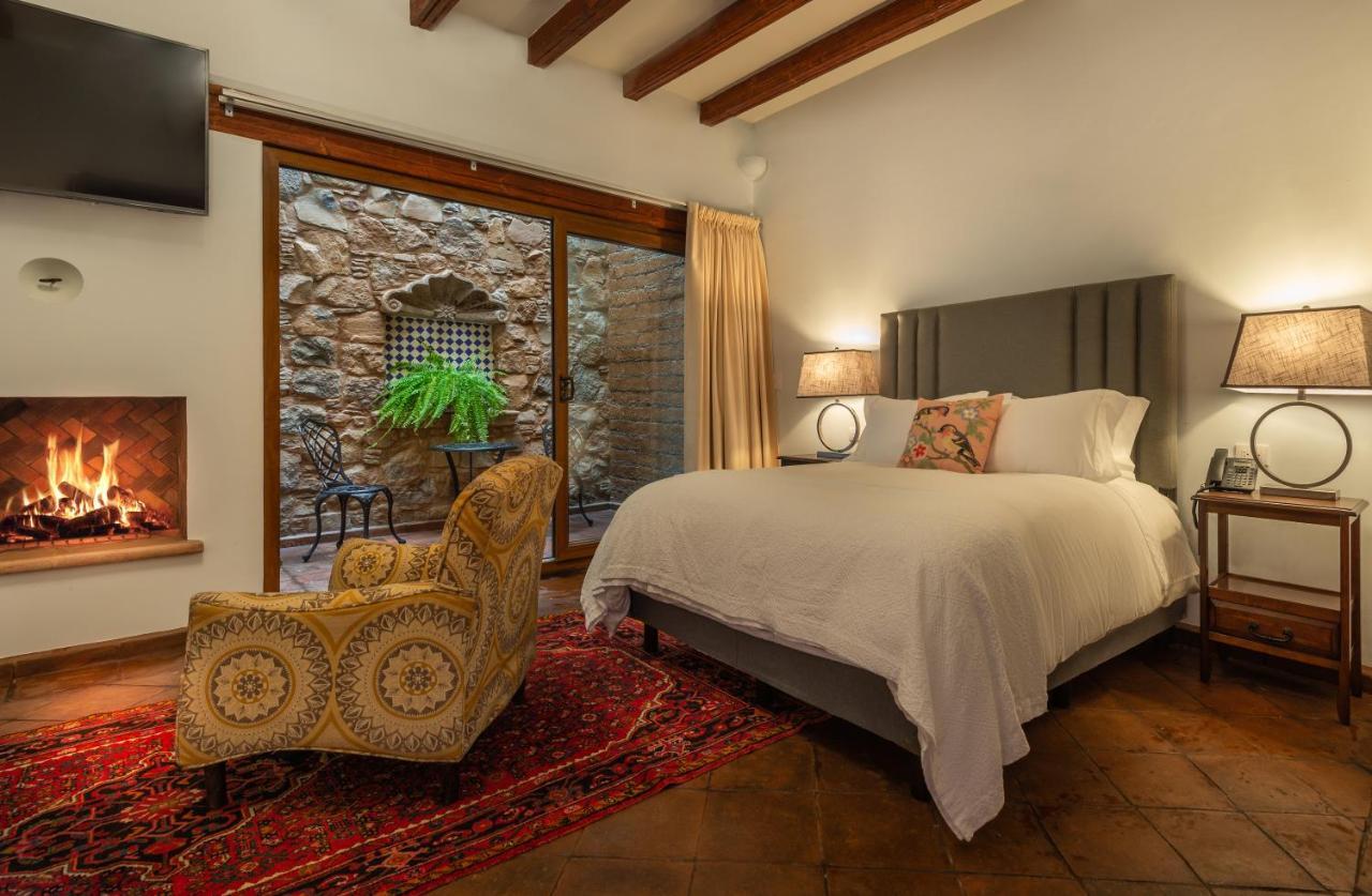 Hotel Boutique Casa Colorada Pátzcuaro Екстериор снимка