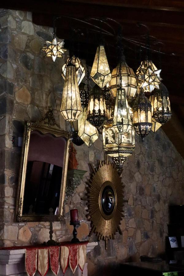Hotel Boutique Casa Colorada Pátzcuaro Екстериор снимка