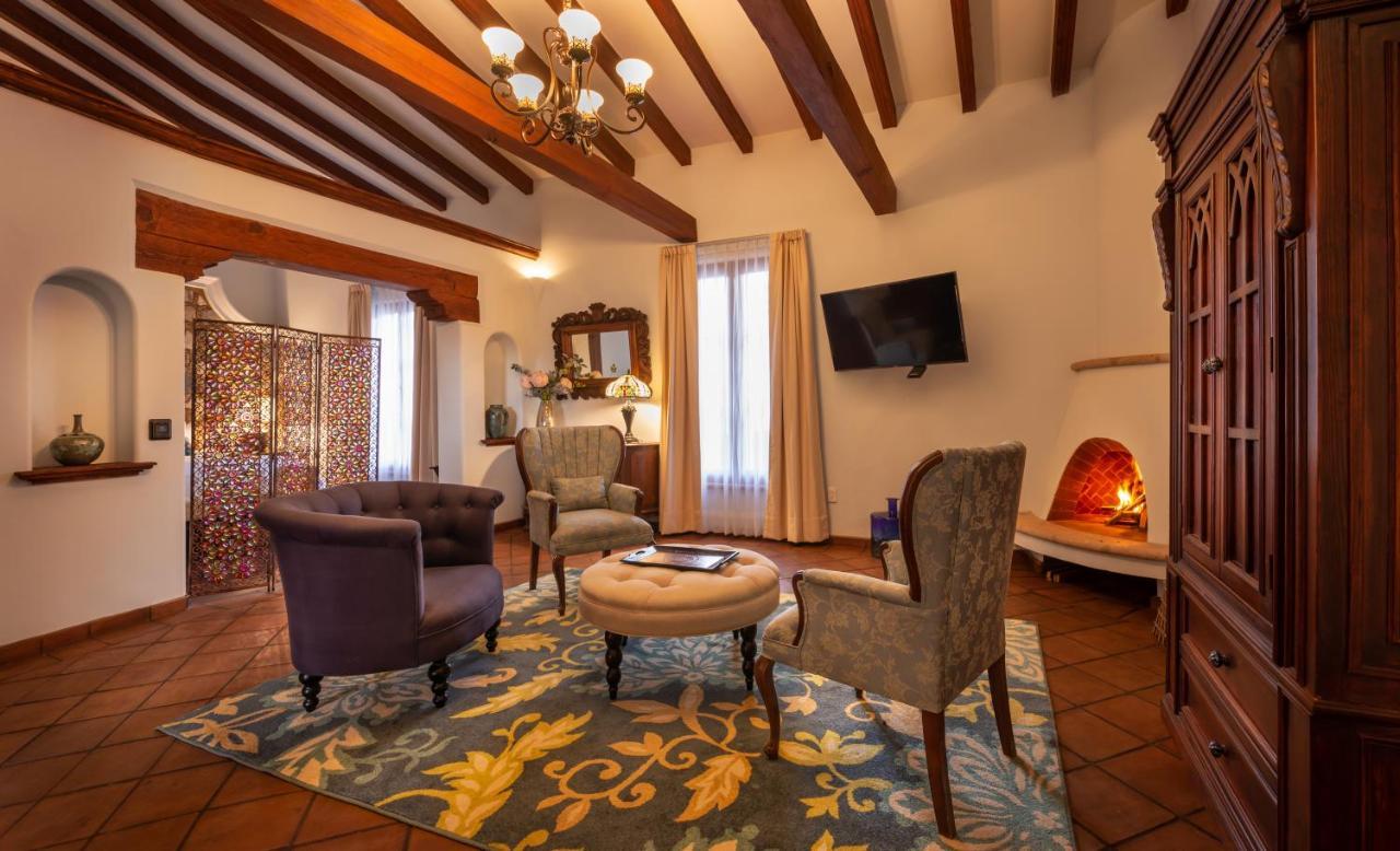 Hotel Boutique Casa Colorada Pátzcuaro Екстериор снимка