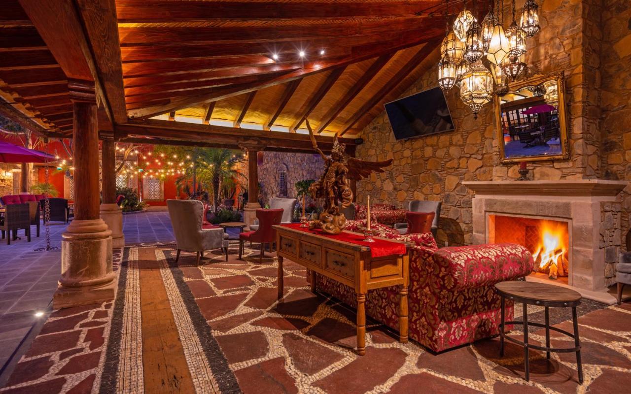Hotel Boutique Casa Colorada Pátzcuaro Екстериор снимка