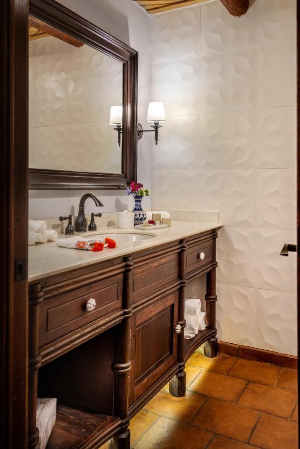 Hotel Boutique Casa Colorada Pátzcuaro Екстериор снимка